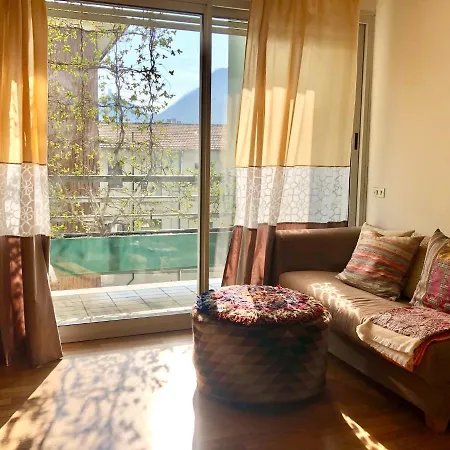 Appartement Mascalzone Latino, Center