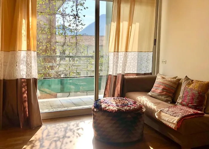 Apartment Mascalzone Latino, Center