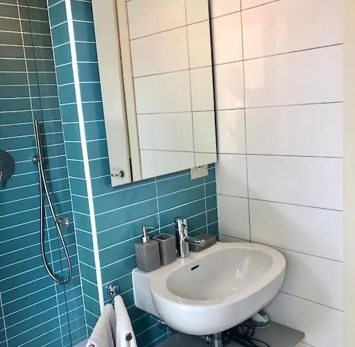 Mascalzone Latino, Center Appartement *